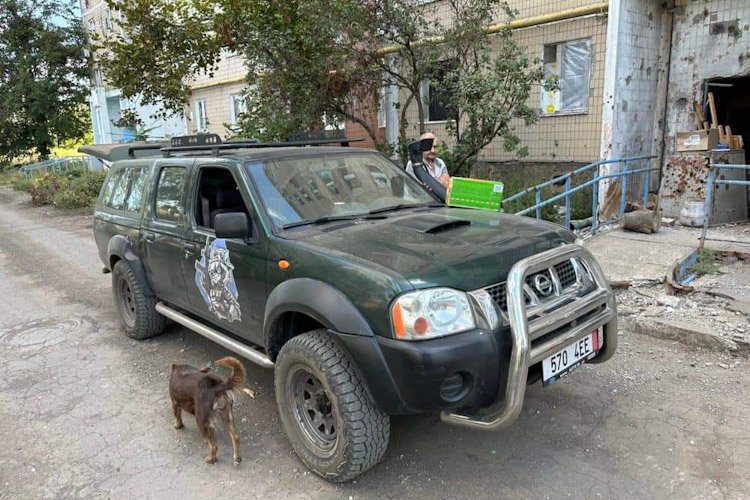 12/08/2023 - Even ordinary used cars are important for Ukrainian soldiers.