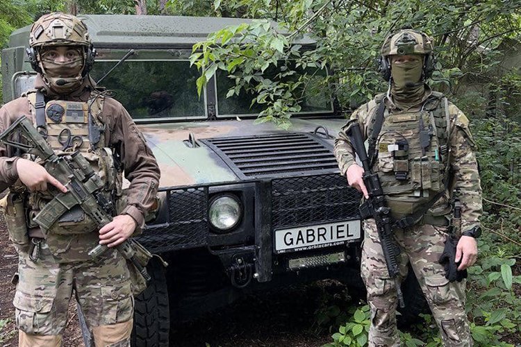 30.6.2023 - Pozdrav od mariňáků z Chersonu. Humvee slouží jak má!