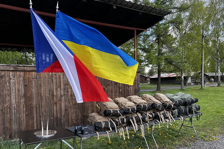 23.5.2024 - Na Libavé jsme předávali další várku batohů pro ZSU