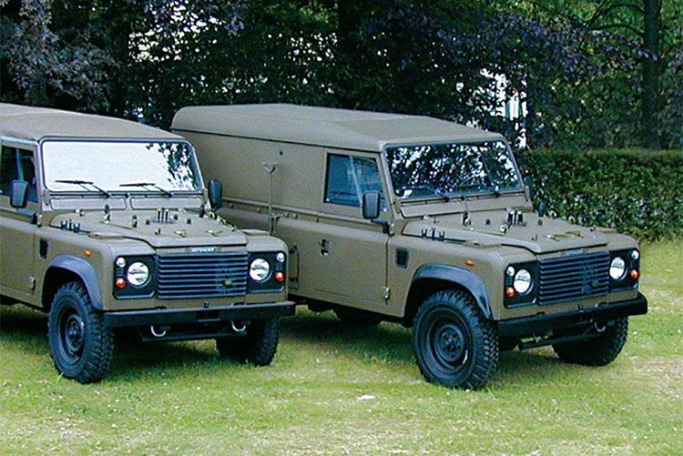 LR Defender vehicle refurbishment