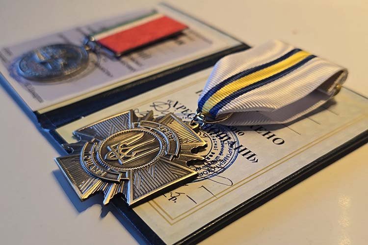 Ocenění členů spolku od velvyslance Ukrajiny v Česku